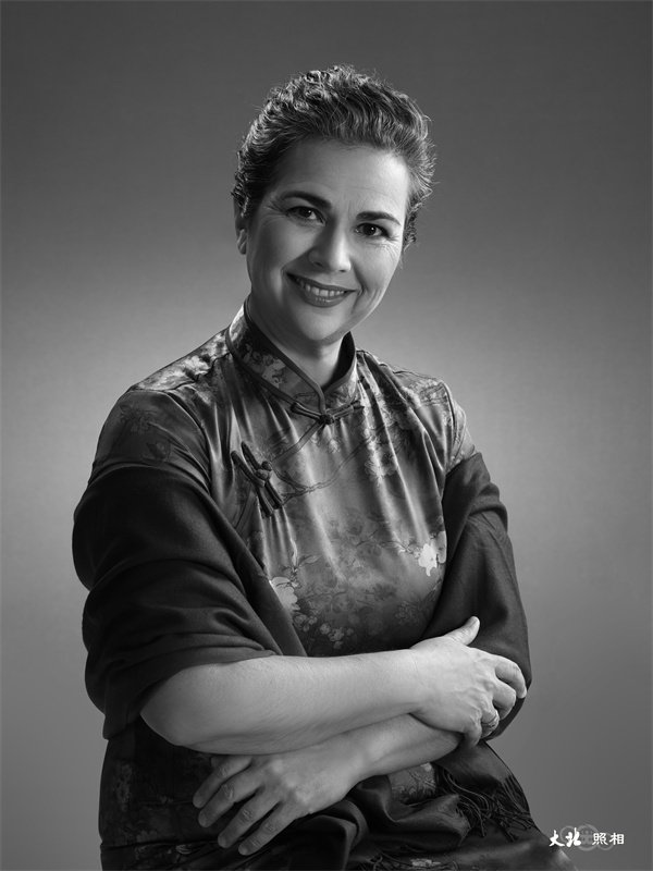 黑(hēi)白(bái)經典肖像作(zuò)品