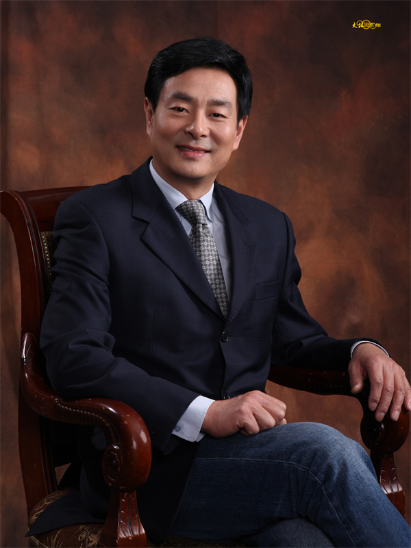 彩色人(rén)像作(zuò)品