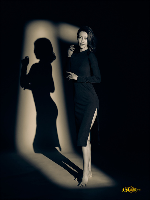 恒定光(guāng)源主題作(zuò)品