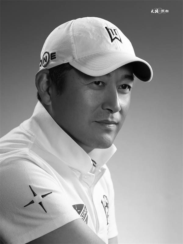 黑(hēi)白(bái)經典肖像作(zuò)品