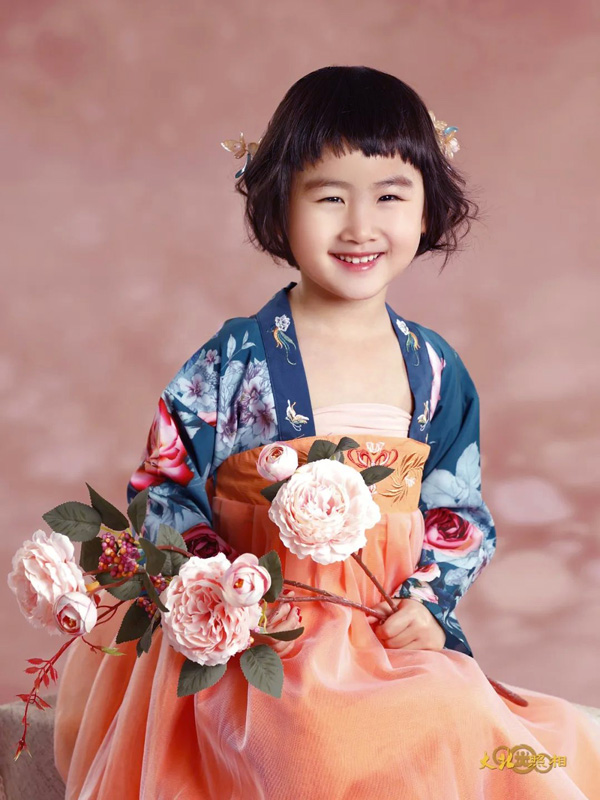 大(dà)北(běi)照(zhào)相(xiàng)