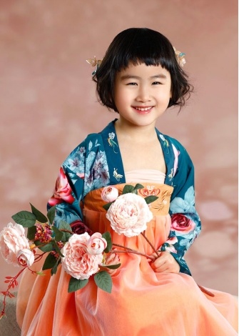 “古風(fēng)今韻”兒(ér)童照(zhào)